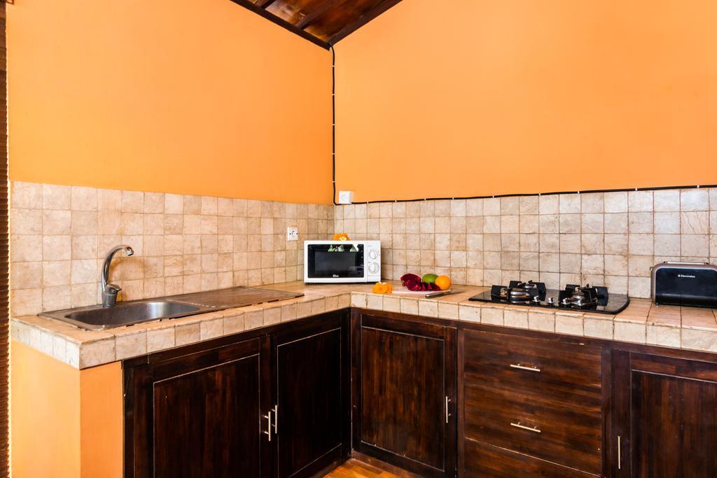 Villa Bisi Seminyak Zimmer foto